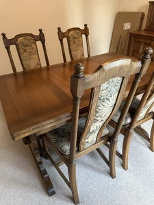 Ercol Extending Dining Table and Chairs Set - Picture 1 of 7