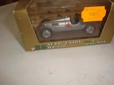BRUMM- R38- AUTO UNION Tipo C N° 4 argent 1936 - Photo 1/4