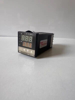 RKC REX-C10 REX-C10FNC-M Temperature Controller (without box) - Image 1 of 4