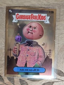 👀 2023 Topps Garbage Pail Kids 212B AIR-HEAD JED Pack Fresh - Picture 1 of 3