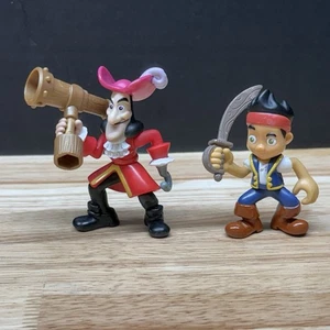 Disney Jake And The Neverland Pirates - Jake & Captain Hook Figures Toy - Mattel - Picture 1 of 5