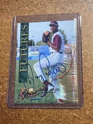2000 Royal Rookies Futures # 7 Jovanny Cedano 3068/4950 Autograph - Image 1 of 2