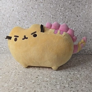 Plüsch Gund Pusheenosaurus Dinosaurier Katze gelb rosa 13 Zoll von 2019 - Bild 1 von 12