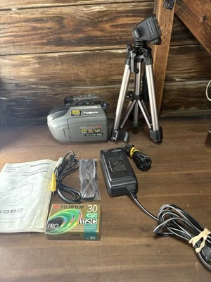 Panasonic PV-L680 VHS-C Camcorder Video Camera VHSC + Cassette Tape, AV Cable - Image 1 of 4