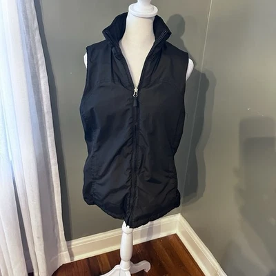 IZOD REVERSIBLE WINTER FALL VEST Black Small WATER RESISTANT Fleece On One Side - Image 1 of 4