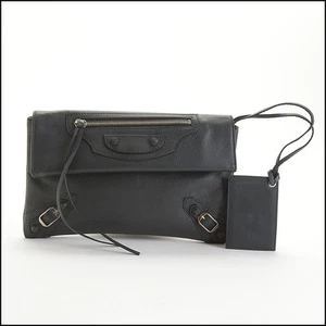 Bolso sin asas RDC14589 BALENCIAGA negro mate piel de cabra cubierta de goma herrajes clásicos - Imagen 1 de 7