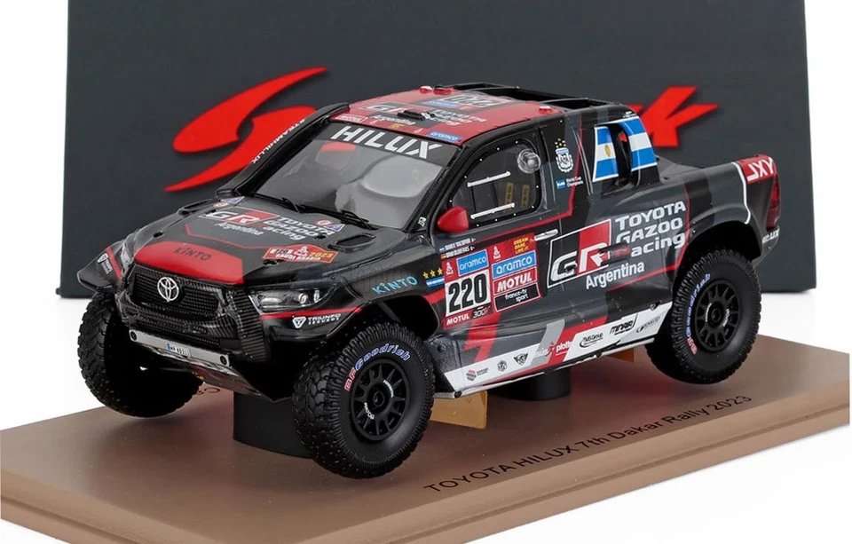 1/43 SPARK-MODEL - TOYOTA - HILUX PICK-UP TEAM OVERDRIVE TOYOTA N 220 7th S5887 - Immagine 1 di 1
