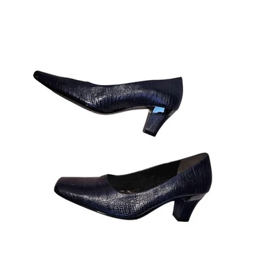 Women's Heels J. Renee' navy Leather Square-Toe Textured Pumps Size 6.5M - Image 1 of 4