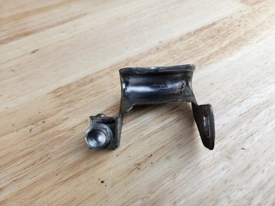 85 86 ATC350X HONDA OEM FRONT BRAKE HOSE LINE LOWER GUIDE 1985 1986 ATC 350X - Image 1 of 2