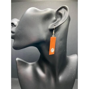 Handgeschnitzte Ohrringe aus Holz Perlmutt - Bild 1 von 7