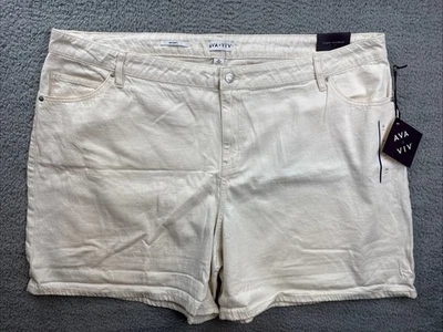 Pantalones Cortos Ava & Viv Para Mujer 26 Blanco Tiro Alto Midi Calce Relajado Elastizado Denim Plus Foto 1 de 4