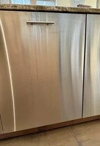 Miele Futura Dimension G4570SCVi - 18 inch built in dishwasher - Picture 1 of 2