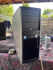 HP XW4300, 3.2Ghz, 80GB HDD, 2GB RAM, Medical/ Office workstion NO OS - Picture 1 of 9