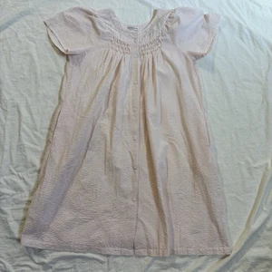 Miss Elaine Nachthemd rosa Seersucker XL gesmokt bestickt Cottagecore Prairie - Bild 1 von 8