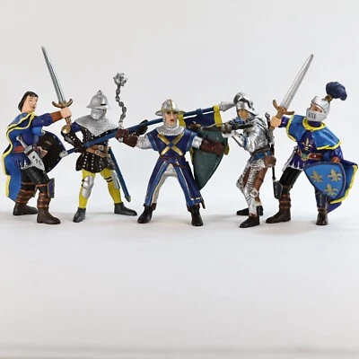 Lote de 5 Papo: Caballeros Azules, Ballesta, Estandarte, Espadachín, Maza, Escudo, Cresta Foto 1 de 4