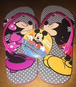 Disney Minnie Mouse Flips Flop Shoes Sz 13/1 Nwot + Magic Mickey Towel - Picture 1 of 3