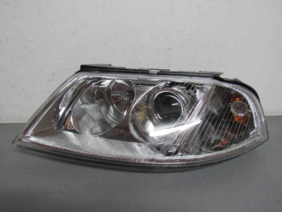 Faro halógeno izquierdo volkswagen passat 2001 2005 Foto 1 de 4
