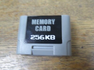 Tarjeta controladora Tomee M05708 256KB N64 Memory Pak - Gris FUNCIONA - Imagen 1 de 3