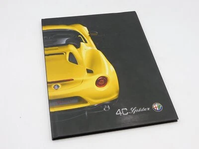 Alfa Romeo 4C Spider Brochure libro pubblicazione car book  - Immagine 1 di 4
