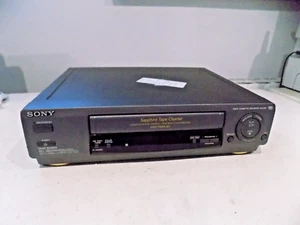 Sony SLV-ED1PS Videoregistratore VHS in tutto il mondo qualità PAL, MESECAM, NTSC - Foto 1 di 9