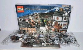 Lego Pirates Of The Caribbean The London Escape 4193 *NEW* Box Damaged/Opened 