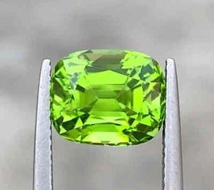 Cojín de piedras preciosas de peridoto verde natural VVS 4,82 CT corte de Pakistán - Imagen 1 de 3