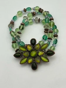 Beautiful Copper Green Glass 3-Strand Bead Bracelet with Removable Pin - Picture 1 of 8