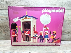 PLAYMOBIL® 5581 Palace Guard Victorian Pink Series Nostalgia NEW ORIGINAL PACKAGING MISB RARE - Picture 1 of 3