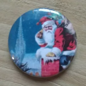 Vintage Santa Father Christmas 25mm / 58mm Button Badges / Xmas Pocket Mirror - Bild 1 von 3