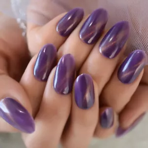 24 Medium Nagelpress Kit Kleben auf lila Galaxie Katzenauge Magnet Traube Mandel - Bild 1 von 7