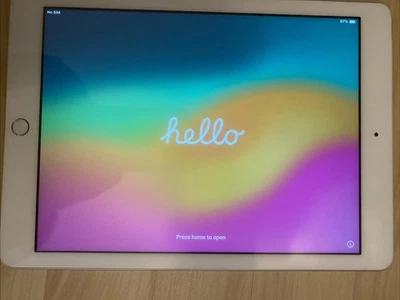 Apple iPad 6. Gen. 32GB, WLAN + Cellular, (O2), 24,64 cm, (9,7 Zoll) - Silber - Bild 1 von 4
