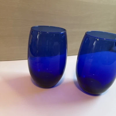 2 件无节制葡萄酒水杯钴蓝色艺术玻璃 5 英寸高 — 第 1/4 张图片