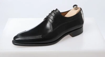 Zapatos Derby Hechos a Mano de Cuero Color Negro para Hombres, Zapatos Formales con Cordones Negros para Hombres  Foto 1 de 4
