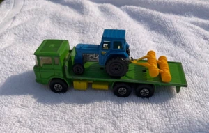 Matchbox Superkings lime green DAF Flatbed Truck with Tractor - Picture 1 of 14