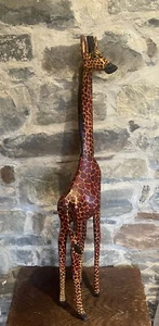 African Carved Wooden Giraffe (3ft) - Picture 1 of 6