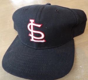 SOMBRERO SNAPBACK AZUL VINTAGE AÑOS 90 NEW ERA MODELO PROFESIONAL MLB ST. LOUIS CARDINALS - Imagen 1 de 6