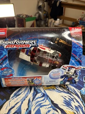 Transformers - Armada - RED ALERT  with LONGARM Mini-Con - 2002 - NISB - Image 1 of 4