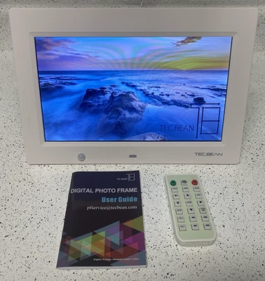 New Open Box Tec.Bean 10.1 Inches Digital Photo Frame White 16G - Image 1 of 4