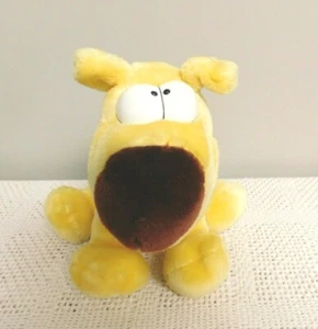 Vintage Grimmy Dog from Mother Goose & Grimm 1993 MGM Chosun 10" Plush Toy - Picture 1 of 3