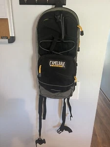 Camelbak M.U.L.E. Hydration System Backpack Black Gray 3L/100oz MULE No Bladder - Picture 1 of 8