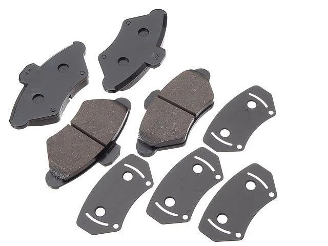 Front Brake Pad Set For 1993-1997 Mercury Cougar 1994 1995 1996 XG887VN - Image 1 of 1