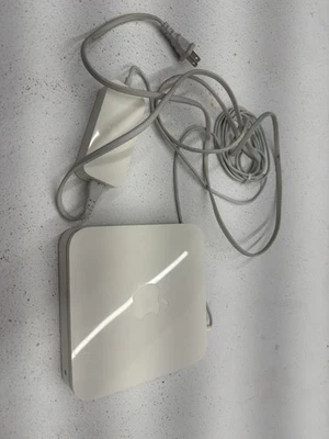 Apple Airport Extreme 2nd Generation Base Station A1143 - Image 1 of 3