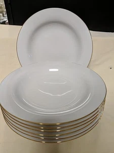 7 Crate & Barrel Soup Bowls White w/Gold Rim Made in Sri Lanka - Picture 1 of 2