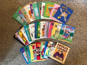 Lot 40 Literacy 2000 Early Fluency Leveled Readers Level 1,2 & 4 Kindergarten - Picture 1 of 5