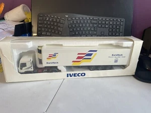 Camión Eurotech del año 1993 escala 1/43 coches antiguos - camión Iveco Ford - en caja - Imagen 1 de 12