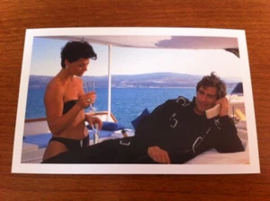 James Bond Postcard - Living Daylights - Linda & James Bond - NEW - Picture 1 of 1