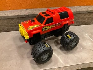 Vintage 1991 Galoob The Animal Toy Monster Truck 4 x 4 - Tested and Working - Picture 1 of 7