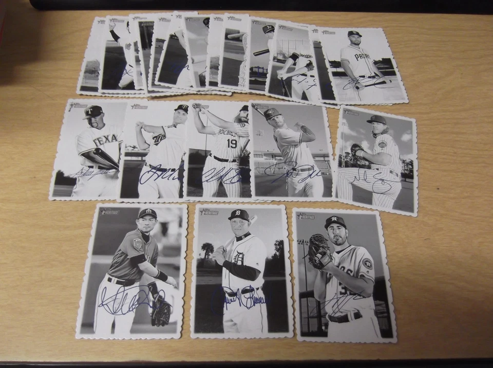 LOTE DE (21) INSERTOS DE BORDE DE CUBIERTA DE BÉISBOL 2018 TOPPS HERITAGE CON ICHIRO SUZUKI Foto 1 de 1