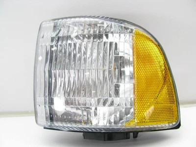 NUEVO - FUERA DE CAJA - Lámpara de luz de esquina izquierda para 94-02 Ram 1500 2500 3500 Foto 1 de 3