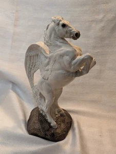 Windstone Editions Rearing Pegasus Stallion Male Horse Statue - Picture 1 of 10